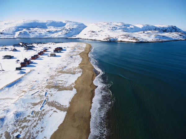 Остров Медвежий Баренцево море