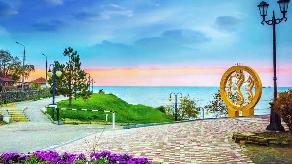 Приморская набережная Ейск