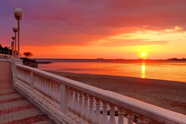 Черноморская набережная Геленджик