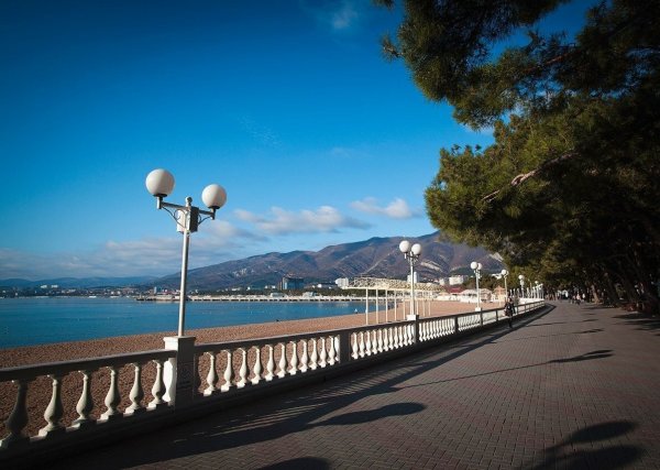 Геленджик море набережная