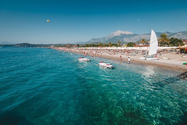 L Oceanica Beach Resort Hotel 5