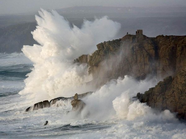 Море Утес шторм