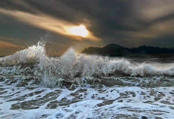 Берингово море шторм