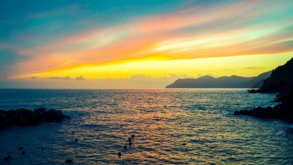 Восход на море