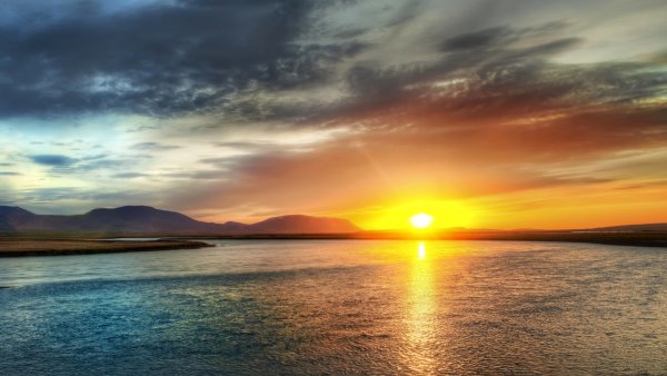 Рассвет на море