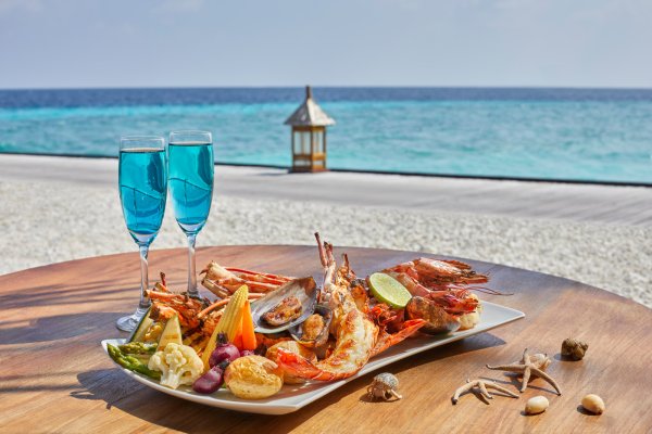 Отель Taj Coral Reef Resort & Spa