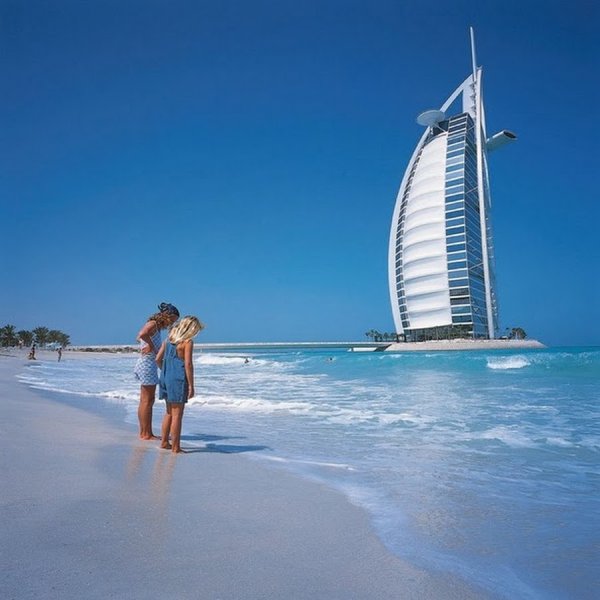 Искусственный остров Пальма Джумейра в ОАЭ