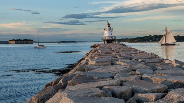 Волнорезы древней Цезареи