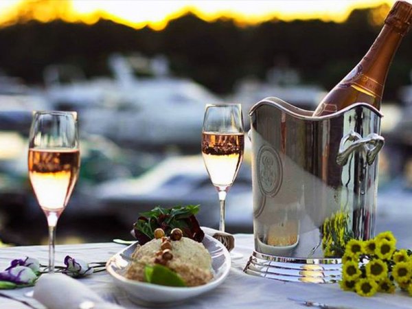 Шампанское лето