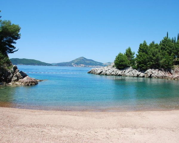 Святой Стефан Черногория