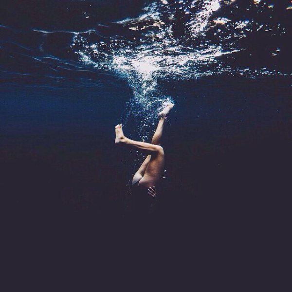 Тело в воде