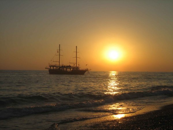 Средиземное море Сиде