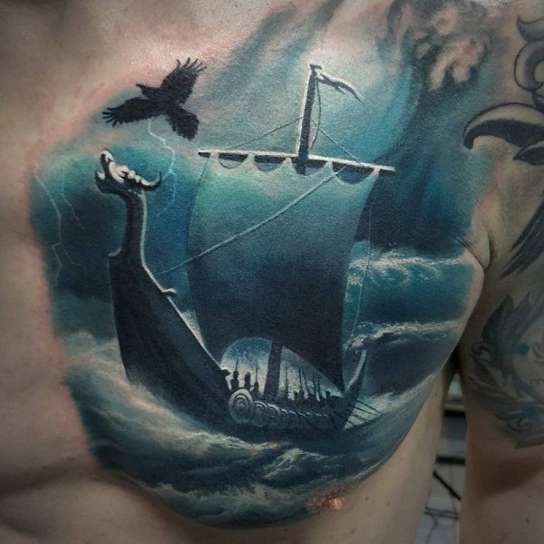 Только сильным покоряются моря