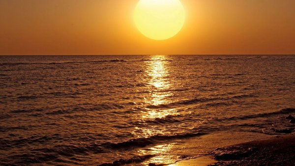 Закат на море