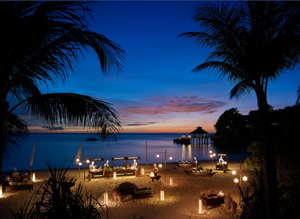 Филиппины Боракай ночь