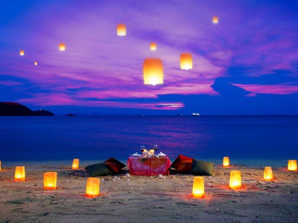 Романтика вечером на море