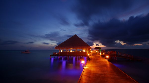 Вечер на море