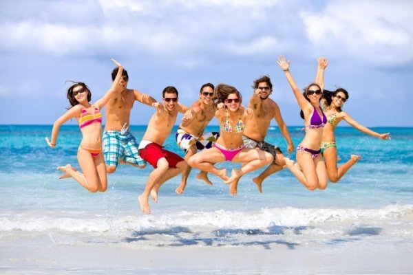 Лето пляж люди