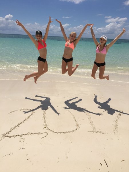 Креативная фотосессия на пляже