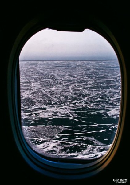 Дверь с иллюминатором