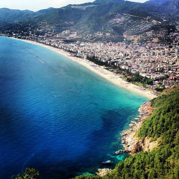 Пляж Клеопатра в Алании