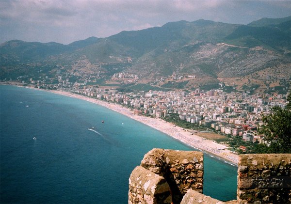 Средиземное море пляж Клеопатра