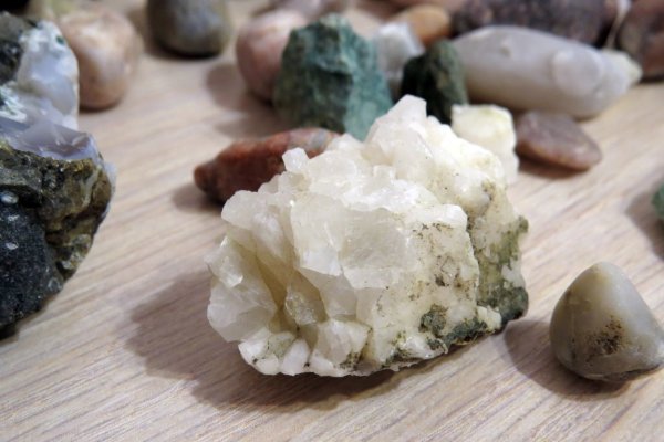 Галька минерал в Крыму