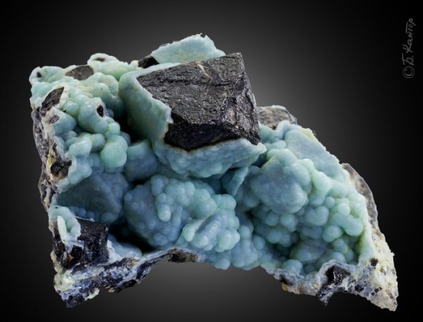 Минералы магнетит Фосфорит