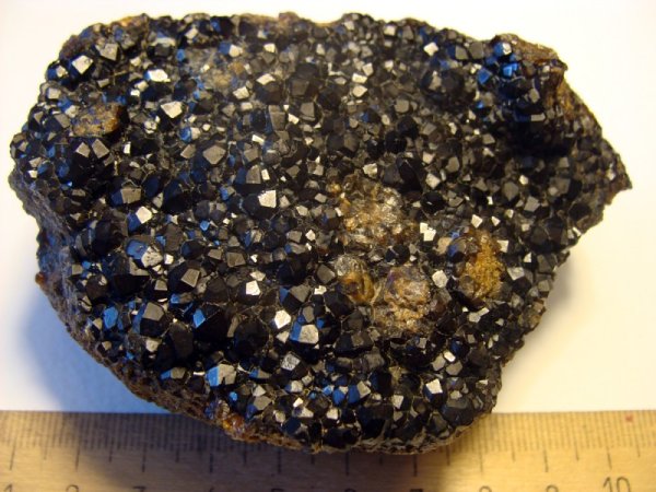 Черноморит камень