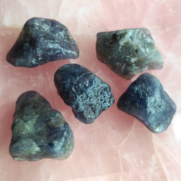 Горные породы камней