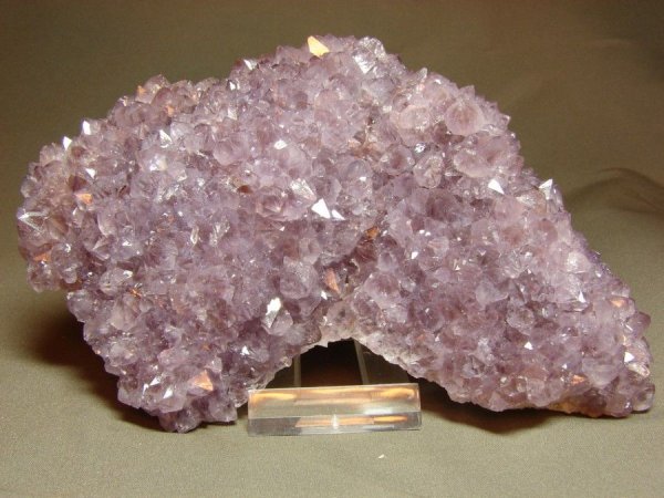 Кварц халцедоновая жеода