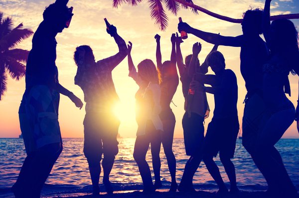 Тусовка на море