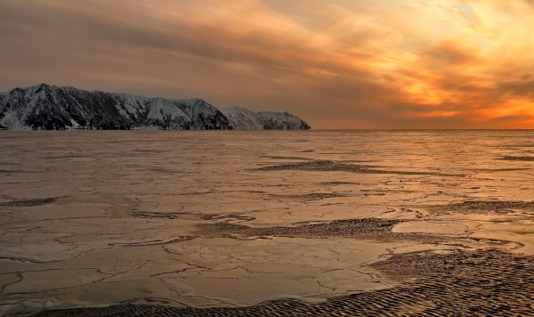 Охотское море Сахалин зима