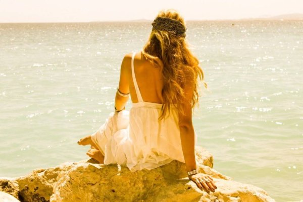 Алена Герберт