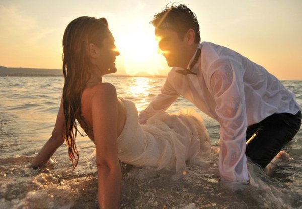 Влюбленные на море