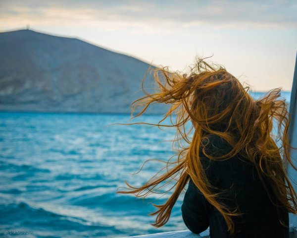 Волосы на море