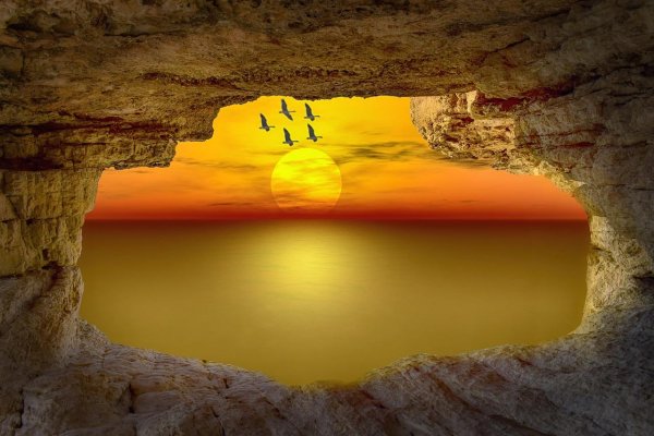 Закат из пещеры
