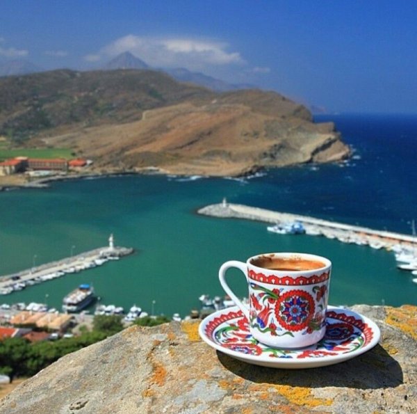 Кофе и море