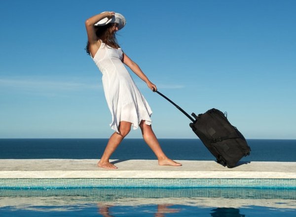 Море птицы девушка