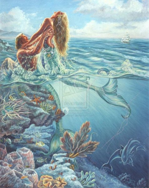 Русалка в море