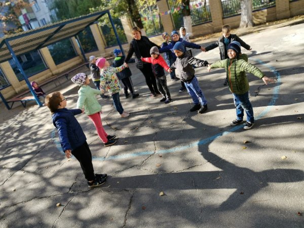 Море волнуется раз