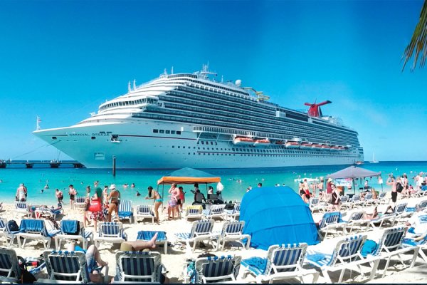 Круиз лайнер Карибы