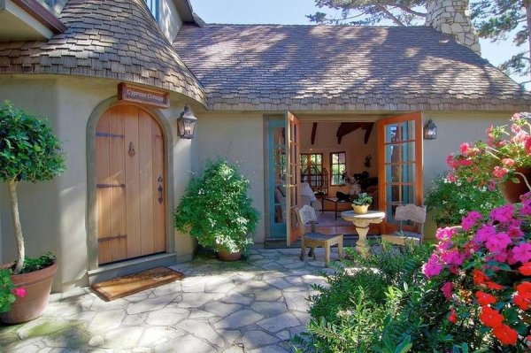 Вуд Сара домик на побережье