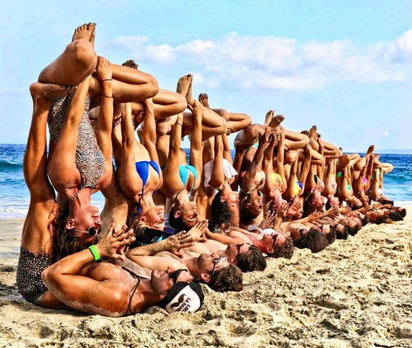 Отдыхаю на море Мем