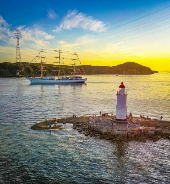 Маяк Эгершельд (Маяк Токаревский)