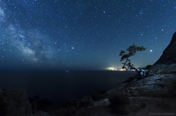 Ночь в море