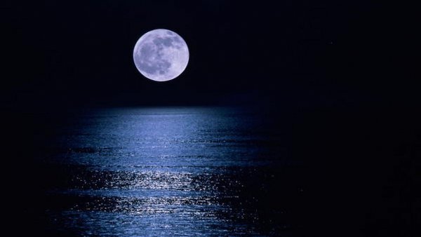 Луна звезды море