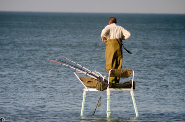 Рыбаки в море