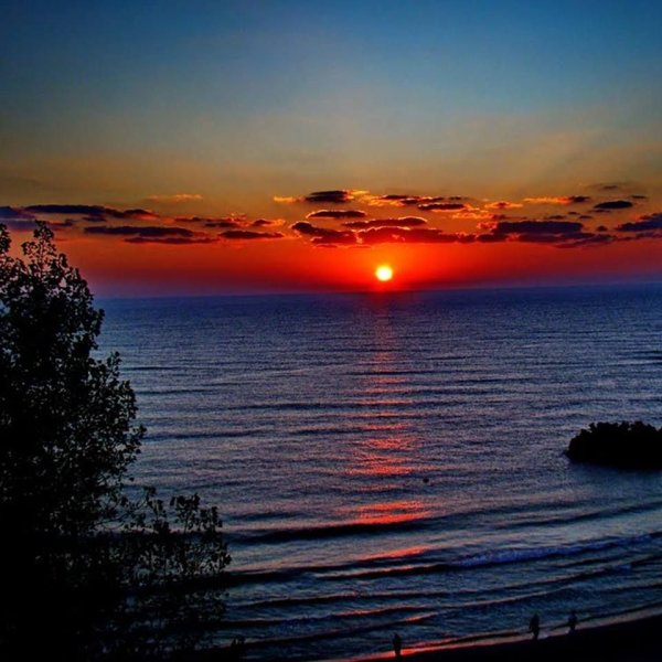 Закат на черном море