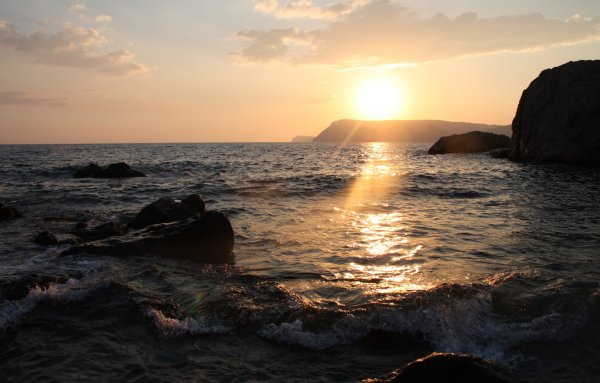 Закат на черном море в Сочи